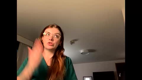 Snapshot of intothewoodswego chatting on November 19, 2025, 2:33 am IntoTheWoodsWeGo online show from November 19, 2025, 2:33 am