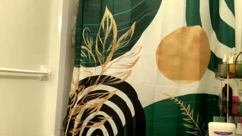 Snapshot of intothewoodswego chatting on April 1, 2026, 8:06 pm IntoTheWoodsWeGo online show from April 1, 2026, 8:06 pm