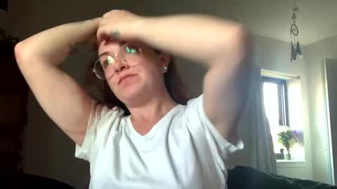 Snapshot of intothewoodswego chatting on April 14, 2026, 10:27 pm IntoTheWoodsWeGo online show from April 14, 2026, 10:27 pm