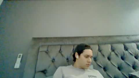 WillyTripleXxx online show from June 22, 2026, 2:13 am