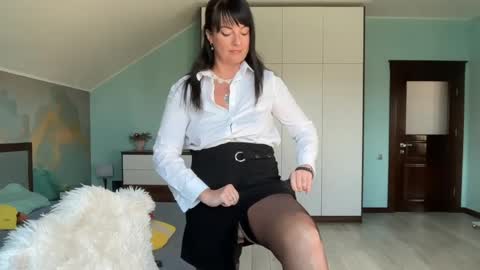 iracherrynow online show from April 23, 2026, 8:13 am