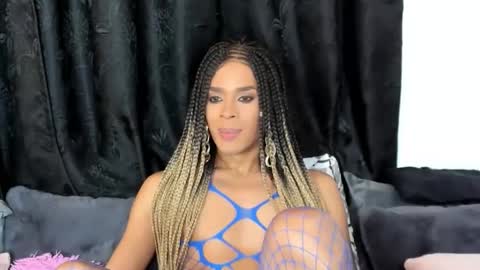 Snapshot of irenephill chatting on March 4, 2025, 8:49 pm Irene Aguirre online show from March 4, 2025, 8:49 pm