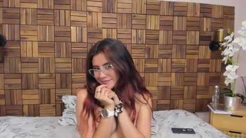 Iris Rosse online show from January 9, 2025, 2:22 am