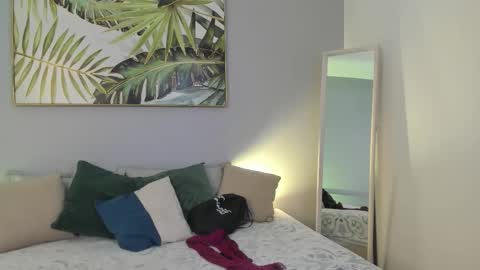 Snapshot of iriis_rosse chatting on October 11, 2025, 3:10 pm Iris Rosse online show from October 11, 2025, 3:10 pm