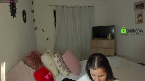 Snapshot of irina_05 chatting on December 6, 2024, 1:40 am IRINA online show from December 6, 2024, 1:40 am
