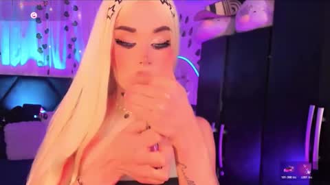 Irina online show from May 7, 2026, 10:04 pm