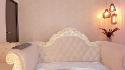 Snapshot of irinnah_lottus chatting on February 20, 2025, 8:03 pm Irinnah Lottus online show from February 20, 2025, 8:03 pm