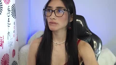 iris  online show from November 28, 2025, 4:20 pm