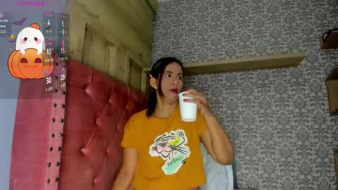 Snapshot of iris_charlotte chatting on October 23, 2025, 11:53 am Hot Charlotte  online show from October 23, 2025, 11:53 am