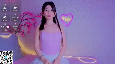 Snapshot of iris_on_cam chatting on September 19, 2025, 7:14 pm iris on cam online show from September 19, 2025, 7:14 pm