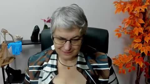 I R I S online show from December 11, 2024, 10:47 am