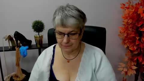 I R I S online show from December 20, 2024, 11:10 am