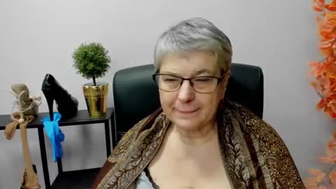 I R I S online show from January 2, 2025, 1:40 pm