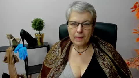I R I S online show from January 10, 2025, 1:52 pm