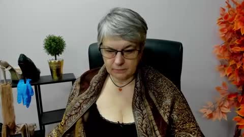 I R I S online show from January 28, 2025, 7:22 am