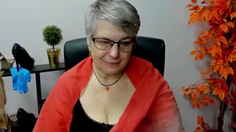 I R I S online show from February 5, 2025, 7:39 am