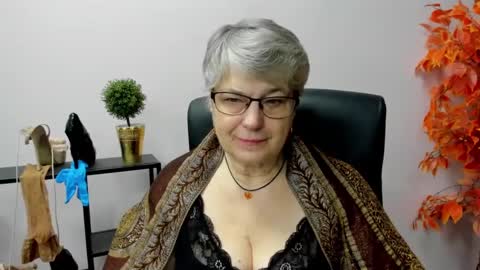 I R I S online show from February 11, 2025, 7:12 am