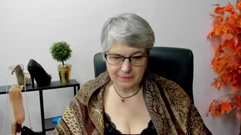 I R I S online show from February 11, 2025, 10:37 am