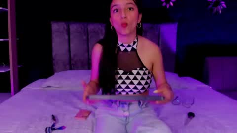 Snapshot of irisfyre chatting on May 12, 2026, 12:13 pm Iris Fyre online show from May 12, 2026, 12:13 pm