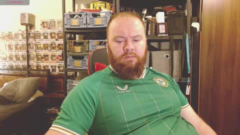 Snapshot of irishdaddy24 chatting on October 4, 2025, 11:36 pm twitter theirishman205 online show from October 4, 2025, 11:36 pm