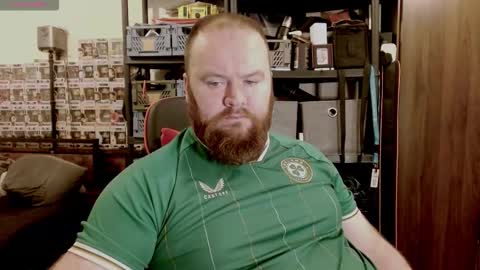 Snapshot of irishdaddy24 chatting on October 5, 2025, 7:45 pm twitter theirishman205 online show from October 5, 2025, 7:45 pm