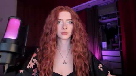 Snapshot of irisice chatting on September 19, 2025, 5:02 pm Miss Iris Fansly Miss Iris new inst.  online show from September 19, 2025, 5:02 pm