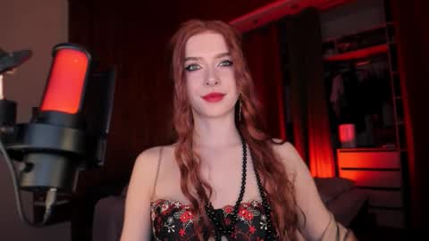 Snapshot of irisice chatting on September 28, 2025, 5:40 pm Miss Iris Fansly Miss Iris new inst.  online show from September 28, 2025, 5:40 pm
