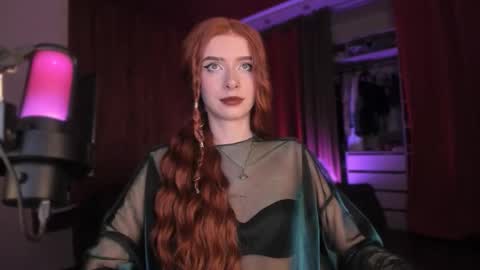 Snapshot of irisice chatting on October 25, 2025, 4:35 pm Miss Iris Fansly Miss Iris new inst.  online show from October 25, 2025, 4:35 pm
