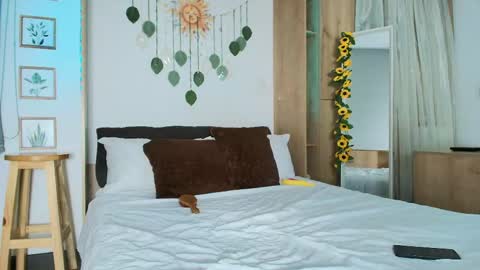 Snapshot of irisrossee_ chatting on May 7, 2026, 3:01 am Iris Rosse online show from May 7, 2026, 3:01 am
