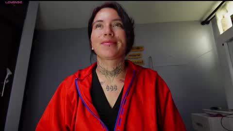 Snapshot of iriss_cardenas chatting on October 10, 2025, 11:31 am iriss_cardenas online show from October 10, 2025, 11:31 am