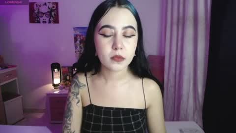 Snapshot of iriss_sky chatting on June 19, 2026, 7:23 am Iris online show from June 19, 2026, 7:23 am