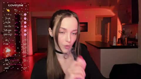 irisskiss online show from June 7, 2026, 7:17 pm