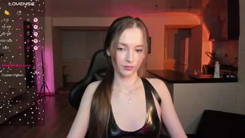 irisskiss online show from June 28, 2026, 7:20 pm