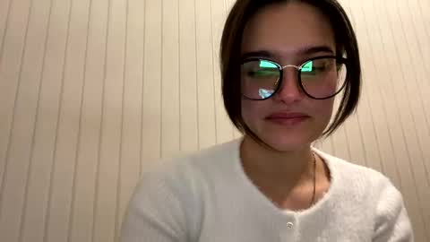 Snapshot of irisss31 chatting on December 3, 2024, 7:11 pm irisss31 online show from December 3, 2024, 7:11 pm