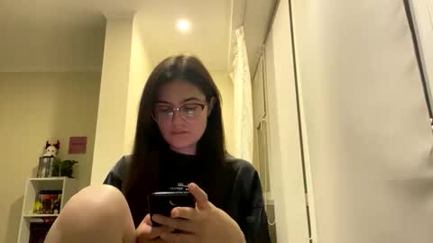 irisss31 online show from May 19, 2026, 7:31 pm