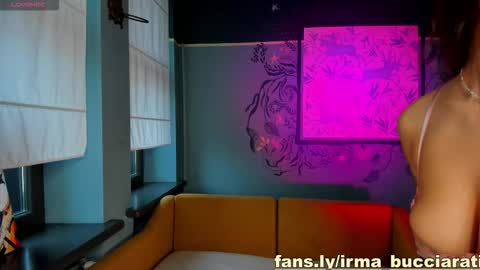 Snapshot of irma_bucciarati chatting on October 15, 2025, 8:14 am irma_bucciarati online show from October 15, 2025, 8:14 am