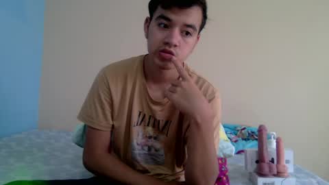 Snapshot of irondante01 chatting on April 13, 2026, 12:10 pm irondante01 online show from April 13, 2026, 12:10 pm