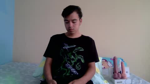Snapshot of irondante01 chatting on April 15, 2026, 12:12 pm irondante01 online show from April 15, 2026, 12:12 pm
