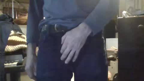 Snapshot of ironsharp chatting on November 11, 2025, 8:03 am ironsharp online show from November 11, 2025, 8:03 am