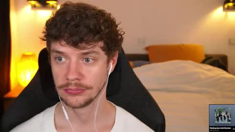 Snapshot of ironthud chatting on September 23, 2025, 1:25 pm Sam online show from September 23, 2025, 1:25 pm