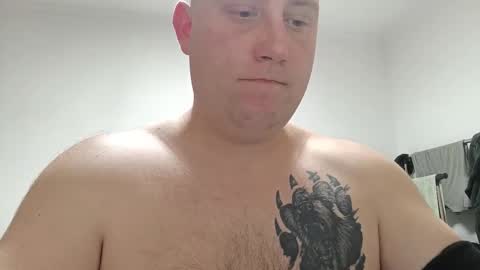 Snapshot of ironwolf_ chatting on January 16, 2026, 8:35 pm Mark online show from January 16, 2026, 8:35 pm