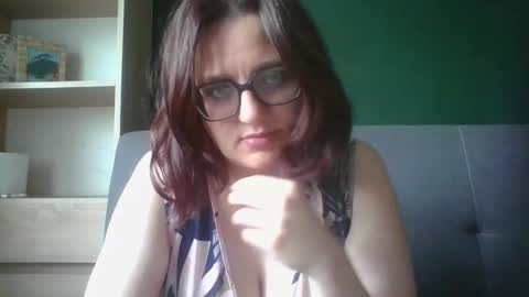 Snapshot of irresistibleparis chatting on May 4, 2026, 5:36 am Paris online show from May 4, 2026, 5:36 am