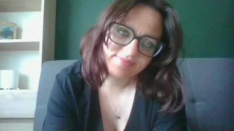Snapshot of irresistibleparis chatting on May 20, 2026, 5:57 am Paris online show from May 20, 2026, 5:57 am