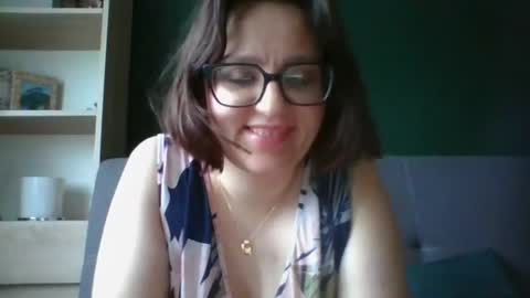 Snapshot of irresistibleparis chatting on June 22, 2026, 5:26 am Paris online show from June 22, 2026, 5:26 am