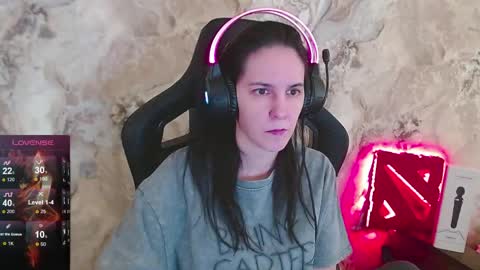 Irwi Tomboy online show from April 14, 2026, 12:11 pm