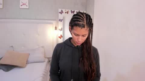 Snapshot of is_a_bell chatting on October 3, 2025, 1:19 pm is_a_bell online show from October 3, 2025, 1:19 pm