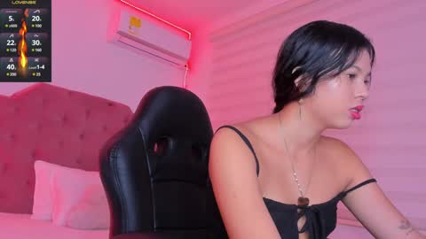 Snapshot of isa__cute chatting on January 11, 2025, 4:27 am ISA online show from January 11, 2025, 4:27 am