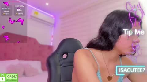 Snapshot of isa__cute chatting on March 1, 2025, 3:21 am ISA online show from March 1, 2025, 3:21 am