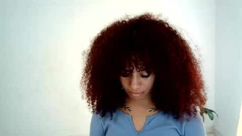 Snapshot of isa_bellaxx23 chatting on June 8, 2026, 4:51 pm isa_bellaxx23 online show from June 8, 2026, 4:51 pm