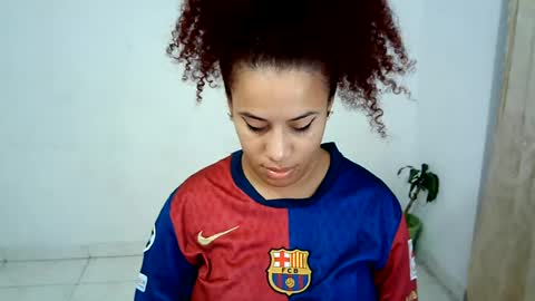 Snapshot of isa_bellaxx23 chatting on July 2, 2026, 1:05 am isa_bellaxx23 online show from July 2, 2026, 1:05 am